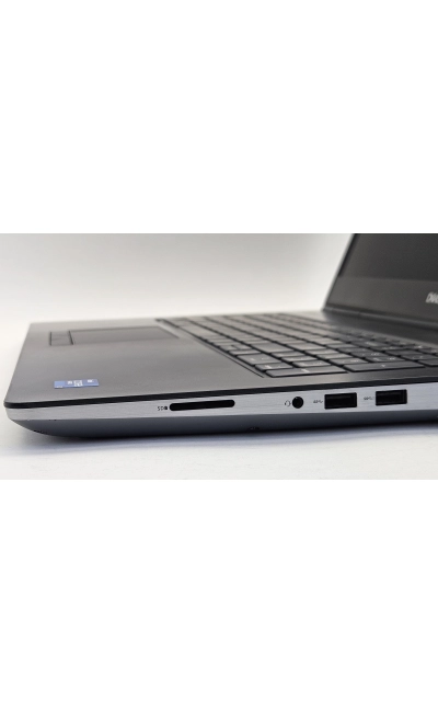 Stacja Graficzno-Robocza Dell Precision 7760 Intel Core i7-11850H 16GB 256 SSD 17,3
